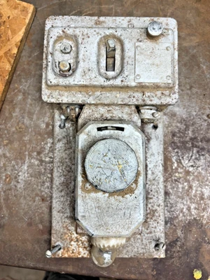 Cosa eléctrica antigua Foto 1 de 4