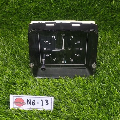 Vintage GM 9932425 Original fits Holden HX Dash Clock White Needle Statesman - Image 1 of 4