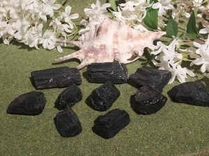 Black Tourmaline Carved Gemstone Natural Chunks (B3) - Bild 1 von 20