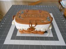 Look! Longaberger Basket Small Handle Leather Close Hand Ptd Lid Recipe 1991