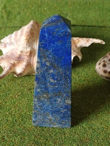 Lapis Lazuli Carved Gemstone Tower 293g (A2) - Picture 1 of 3