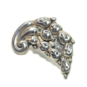 Alfredo Villasana Sterling Silver Skulls Taxco Mexico SINGLE Earring Screw-back - Picture 1 of 5