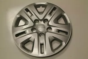 2013-2015 DODGE JORNEY GRAND CARAVAN 17” wheel cover hub cap 8047 P/N 04726433AA - Picture 1 of 2