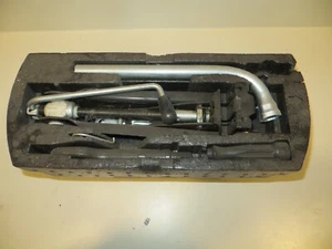2009-2014 VW JETTA SPORT WAGON TDI - TOOL KIT SET / JACK 1J0012115AE OEM - Picture 1 of 6