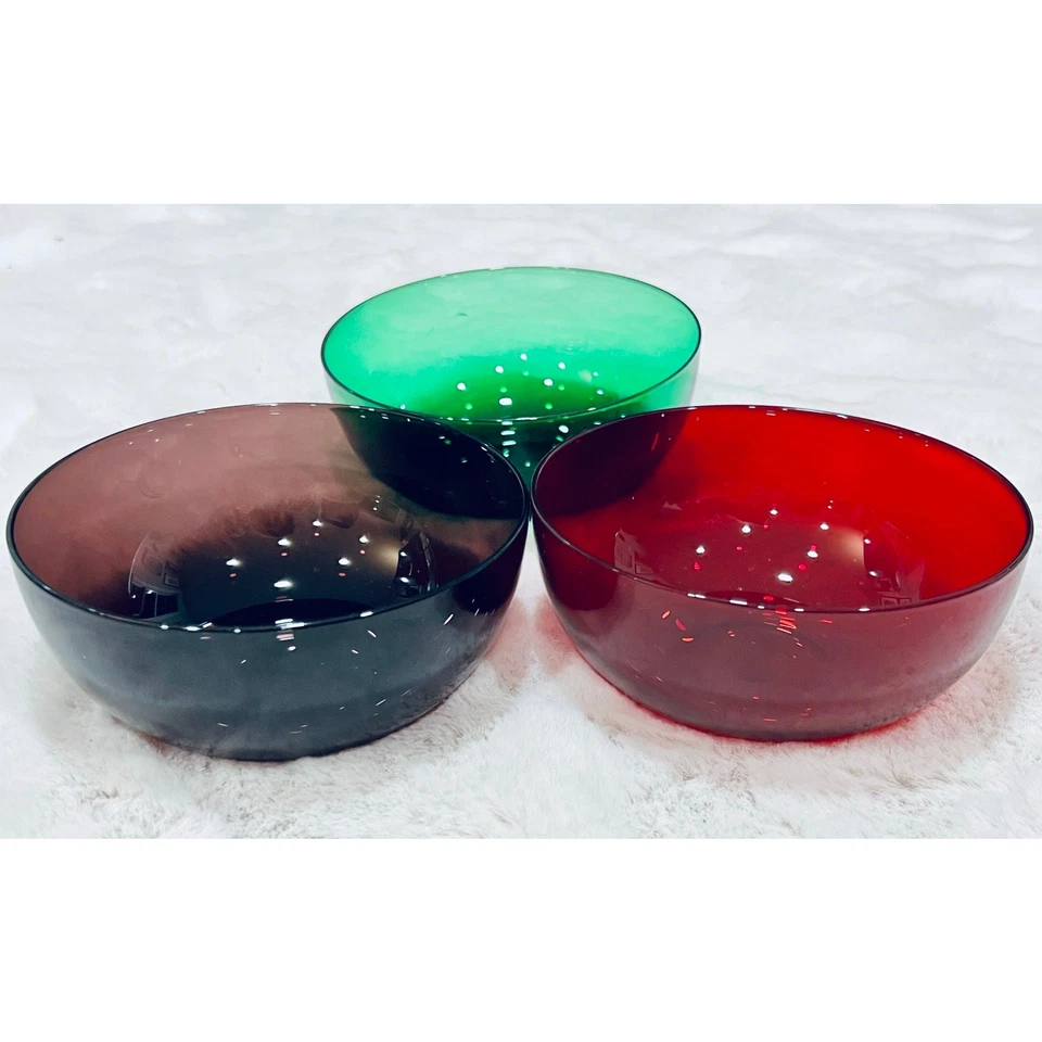 Preciosos cuencos de vidrio vintage en verde, amatista púrpura y rojo - Juego de 12 - Usados en excelente estado Foto 1 de 4