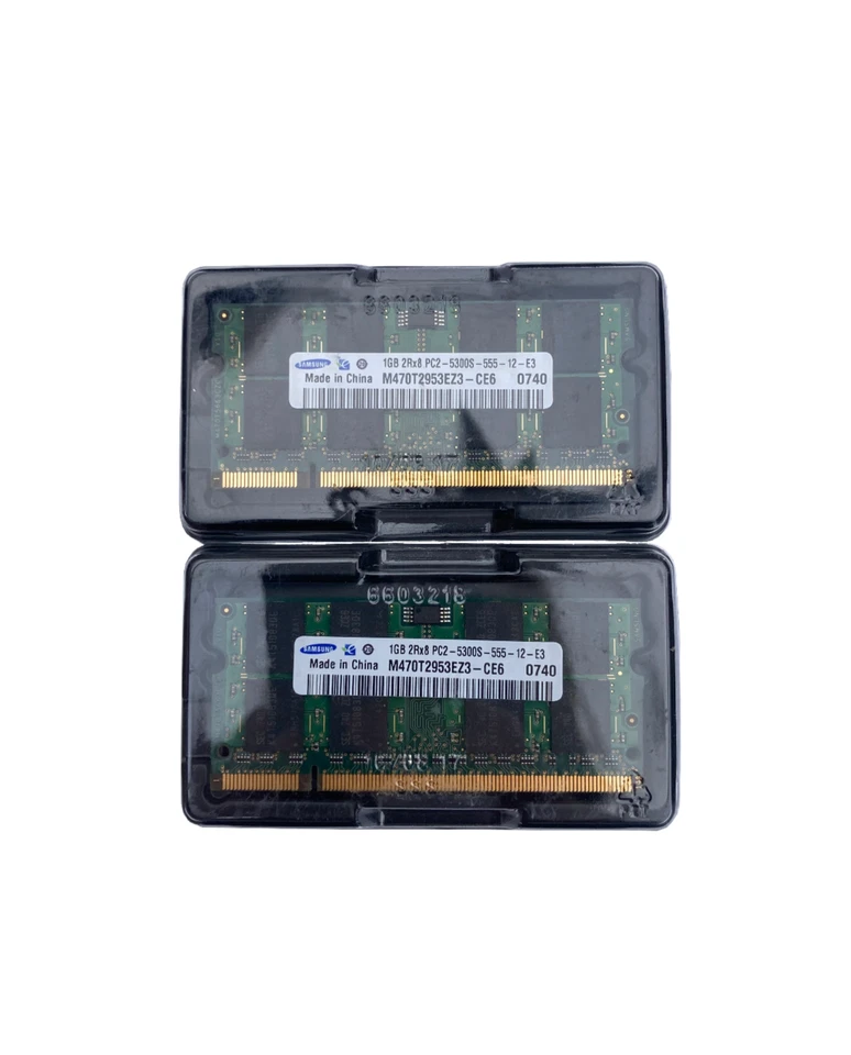 RAM SAMSUNG - 1GB x2 - M470T5663QZ3-CE6 PC2-5300S DDR2 SODIMM - Immagine 1 di 1