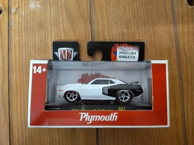 1971 PLYMOUTH CUDA 440 M2 MACHINES GROUND POUNDERS WHITE / BLACK NEW - Image 1 of 4