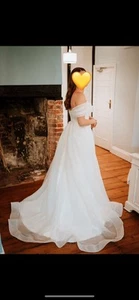 Madi Lane Prestyn Wedding Dress - Picture 1 of 11