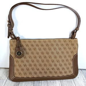 Bolso de Hombro Hobo De Colección Dooney & Bourke Signature de Lona Borde de Cuero Tostado - Imagen 1 de 8