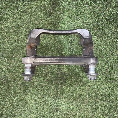 Porta Pinza Freno Anteriore DX Jeep Compass 1.6 Anno 2017 Originale - Immagine 1 di 3