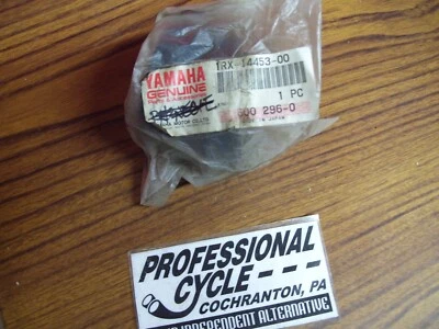 Yamaha 86 YTZ250 YTZ250T Tri-Z 250 NOS caja de aire a bota de carburador OEM 1RX-14453-00-00 Foto 1 de 4