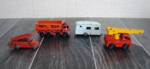 4 Vintage Streichholzschachtel Dennis Feuerwehrmann/Berkeley Wohnwagen/Hoveringham Kipper/Eisen F - Bild 1 von 5