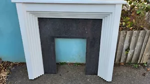 Solid Wood Mantelpiece / Fire Surround - Picture 1 of 9