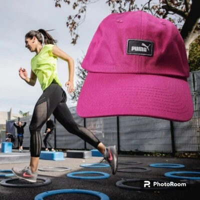 Gorra deportiva con correa ajustable rosa con logotipo de Puma Foto 1 de 4