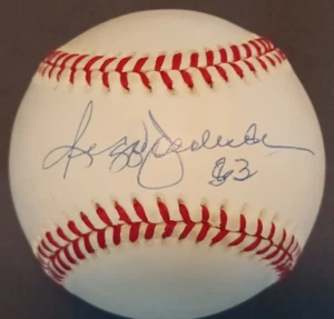 REGGIE JACKSON *Auto* Moderately Toned Baseball-Beckett Authenticated - Yankees - Picture 1 of 5