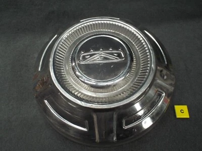 Tapacubos 1967 1968 1969 1970 1971 1972 1973 1974 1975 1976 1977 Ford F250 F350 C Foto 1 de 4