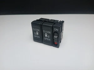 2018-2024 HONDA ODYSSEY DASH SLIDING DOOR CONTROL SWITCH BUTTON OEM - Picture 1 of 9