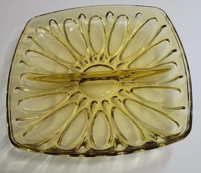 Plato cuadrado para servir MCM retro 7"" vintage años 70 amarillo ámbar dividido relish candy nut Foto 1 de 4