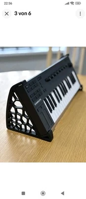 Native Instruments Komplete Kontrol M32 Midi Controller Keyboard w/ Exp. Pedal - Bild 1 von 4