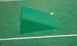 Subbuteo Table Rugby Wedge Kick - Picture 1 of 3
