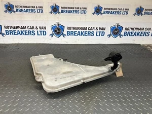 BMW 320 F30 (2015) -   WASHER BOTTLE AND PUMP 7241671 - Picture 1 of 5