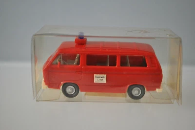 Wiking 603 (603/12A) Volkswagen Transporter T3 Fire Van - NEW w/BOX - Image 1 of 4