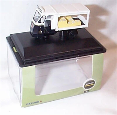 OXFORD DIECAST OXFORD 76WE001 1/76 OO Railway Scale Milk Float Express Dairies New in Case