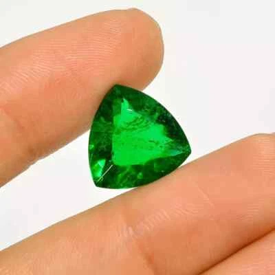 Laboratorio de corte de billones de 7,5 mm - Esmeralda verde creada cantidad 1 piedra suelta Foto 1 de 3