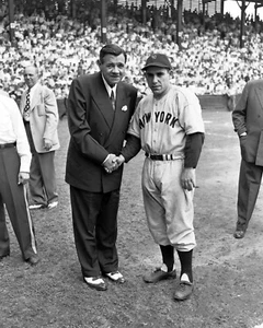 Babe Ruth & Yogi Berra Pose New York Yankees 8x10 Vintage MLB Baseball Photo - Picture 1 of 1