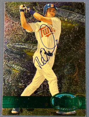 1997 Fleer / Skybox Metal Universe Todd Walker Emerald Autograph - Image 1 of 2
