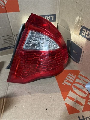 Luz trasera derecha Ford Fusion 2010 2011 2012 sedán luz trasera lámpara OEM Foto 1 de 2