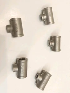 MB-304 Stainless Steel Pipe Reducing Tee 1/2" x 1/2" x 1/4" Threaded # 150 5pk - Picture 1 of 6