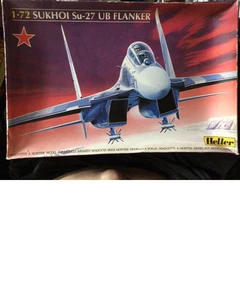 SUKHOI SU-27 UB FLANKER Heller | N. 80371 | 1:72 - Foto 1 di 2