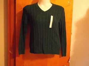 BRAND NEW "CROFT & BARROW" LADY'S DARK GREEN V' NECK COTTON SWEATER - Picture 1 of 3