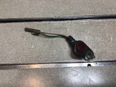 Yamaha RT180, luz de óleo, luz de aviso de óleo OEM e montagem - Imagem 1 de 2