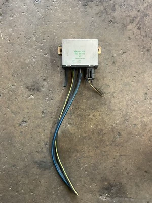 92 93 94 Audi 100 2.8 OEM módulo de bloqueo diferencial ECU 893919173 b170 Foto 1 de 4