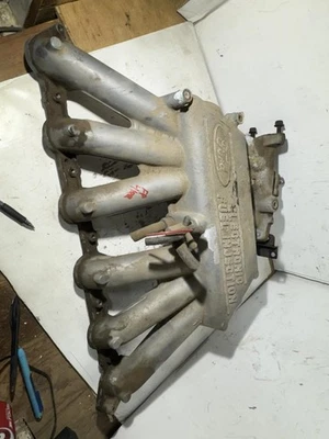 I1987-1996 Ford  F-150 F-250 4.9L 300 OEM Upper Intake Manifold Plenum - Image 1 of 4