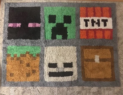 Alfombra Minecraft! Juego decoración habitación infantil 3x5 súper limpio, casi perfecto estado Foto 1 de 3