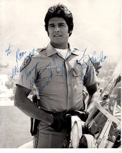 ERIK ESTRADA signed handsigniert 8x10 CHiPs PONCH Foto - To Ron - Bild 1 von 1