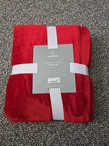 Velvet Plush Solid Throw Blanket 50"x 70" Red - Picture 1 of 2