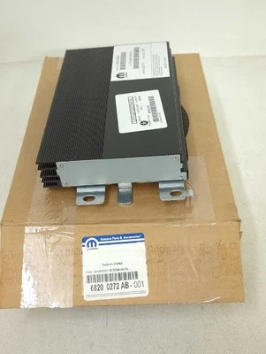 Nuevo amplificador de radio Mopar 2015-2017 Jeep Cherokee subwoofer amplificador 68200272AC fabricante de equipos originales Foto 1 de 4