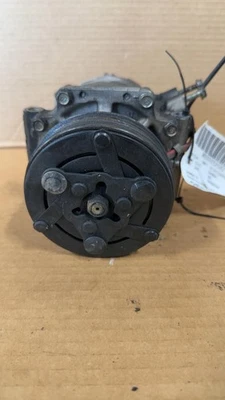 1996–2000 Honda Civic A/C Compressor 1.6L Gasoline Sanden (Base VIN 6) - Imagem 1 de 2