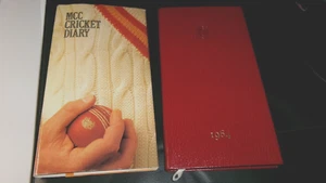 C. 1983/84 MCC Cricket Diary (8 photos ) Maps of Underground ,Lords etc. EXC . - Picture 1 of 17