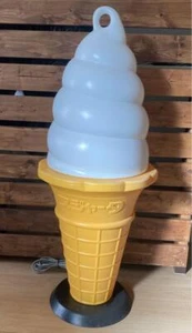TOMI Andon Soft Serve Ice Cream Light Display Height 90cm From Japan - Picture 1 of 4