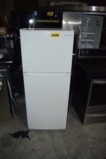 Insignia Nsrtm10Wh7 24" White Top-Freezer Refrigerator Nob #30410 Hrt