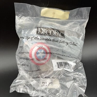 Cake Decorating Kit Captain America Avenger Collectible 3 By DecoPac - Image 1 of 4