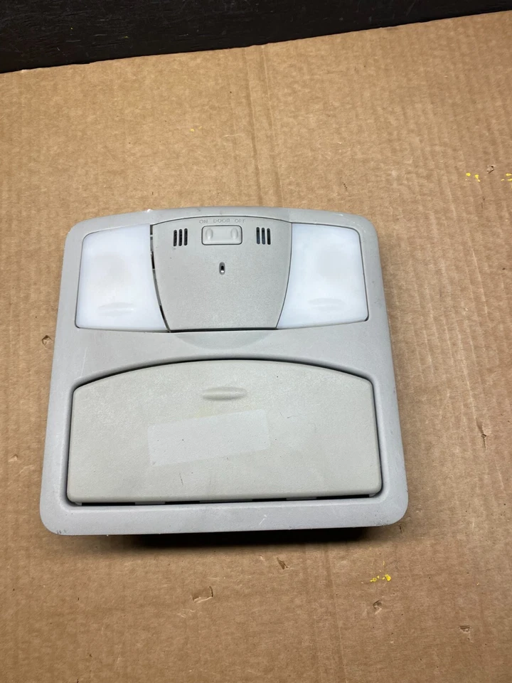 Nissan Quest 2011-2016 consola aérea mapa luz domo H8006 DG1 Foto 1 de 4