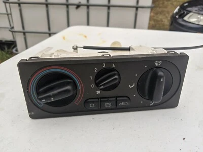 Saab 9-3 Manual Heater Climate Controls 99 00 01 02 5174685 4755559 - image 1 of 4