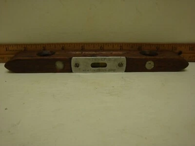 Antique Stevens 9 Inch Wooden Level Newton Falls Ohio - Image 1 of 4