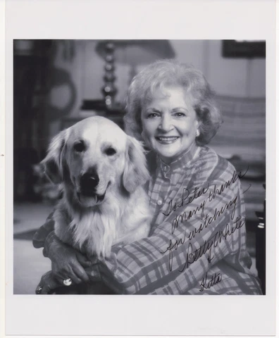 Signed BETTY WHITE Autographed 8x10 Photo The Golden Girls Hot Cleveland Passwor Cover